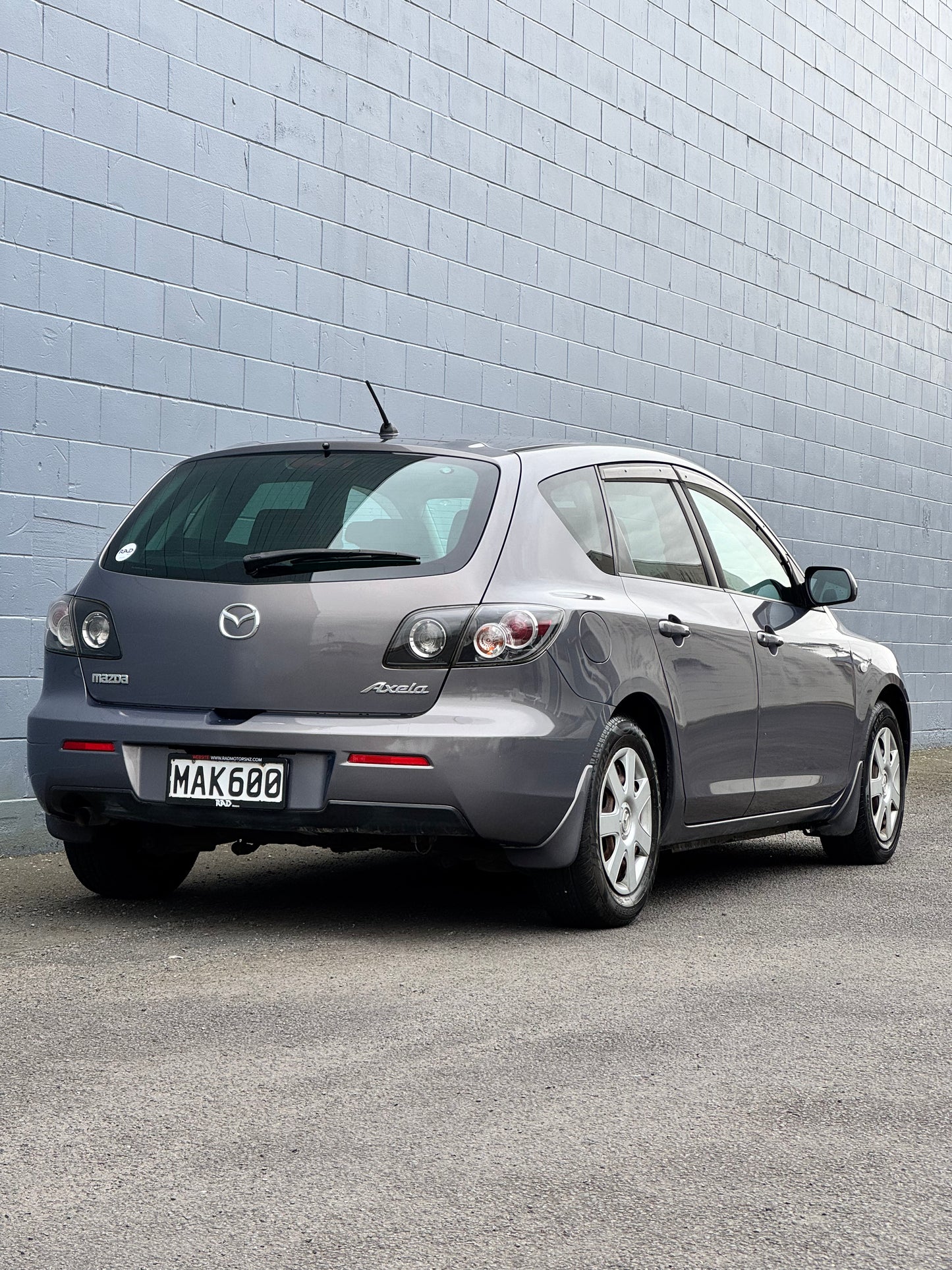 Mazda Axela - Fuel Efficient!