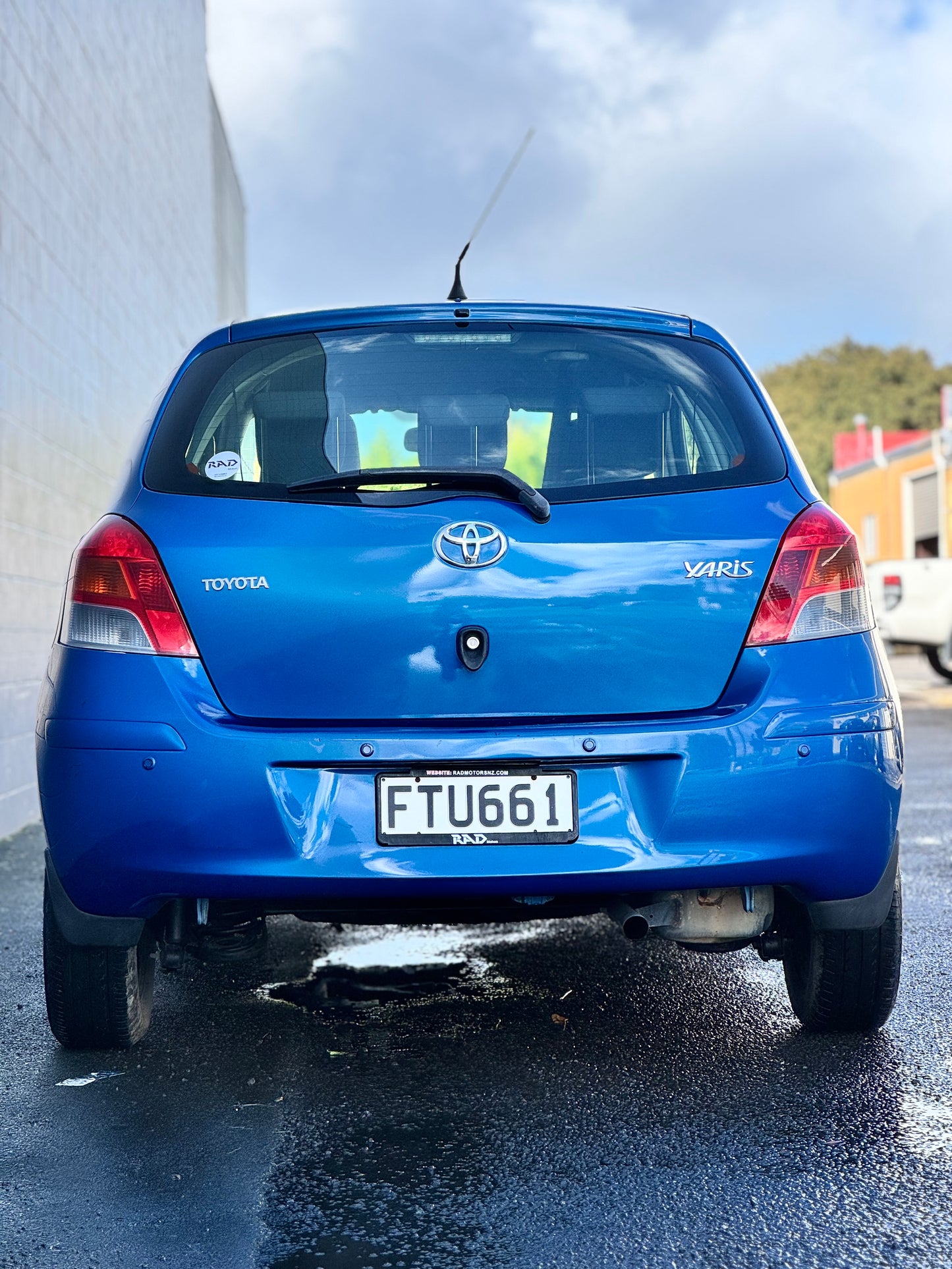 Toyota Yaris - Low kms & Manual