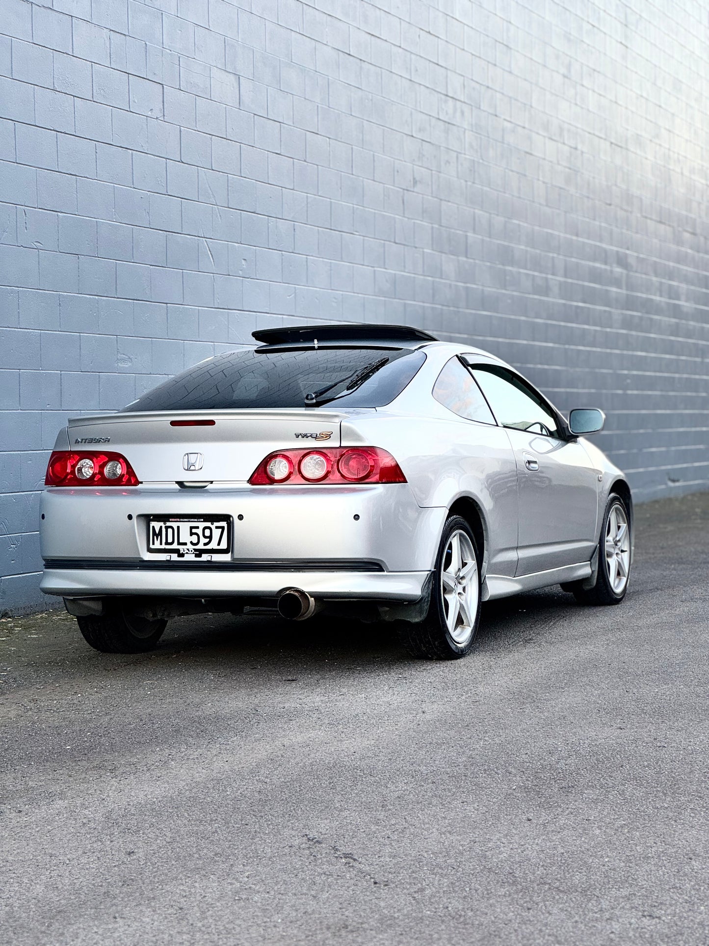 Honda Integra - Sunroof Type S!