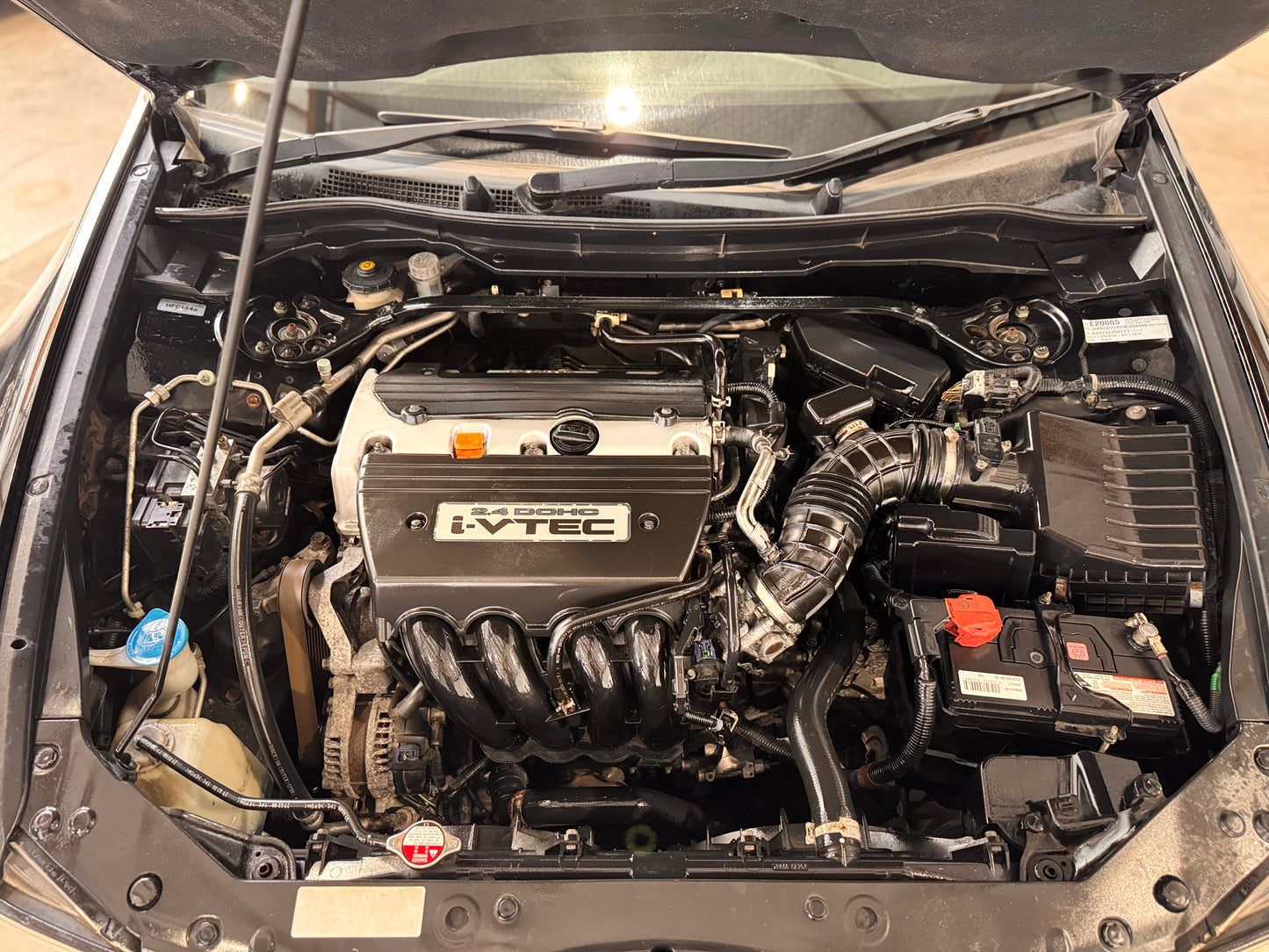 Honda Accord - 6 Speed Manual!