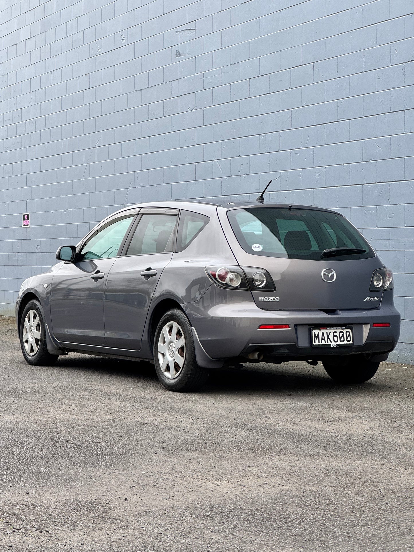 Mazda Axela - Fuel Efficient!