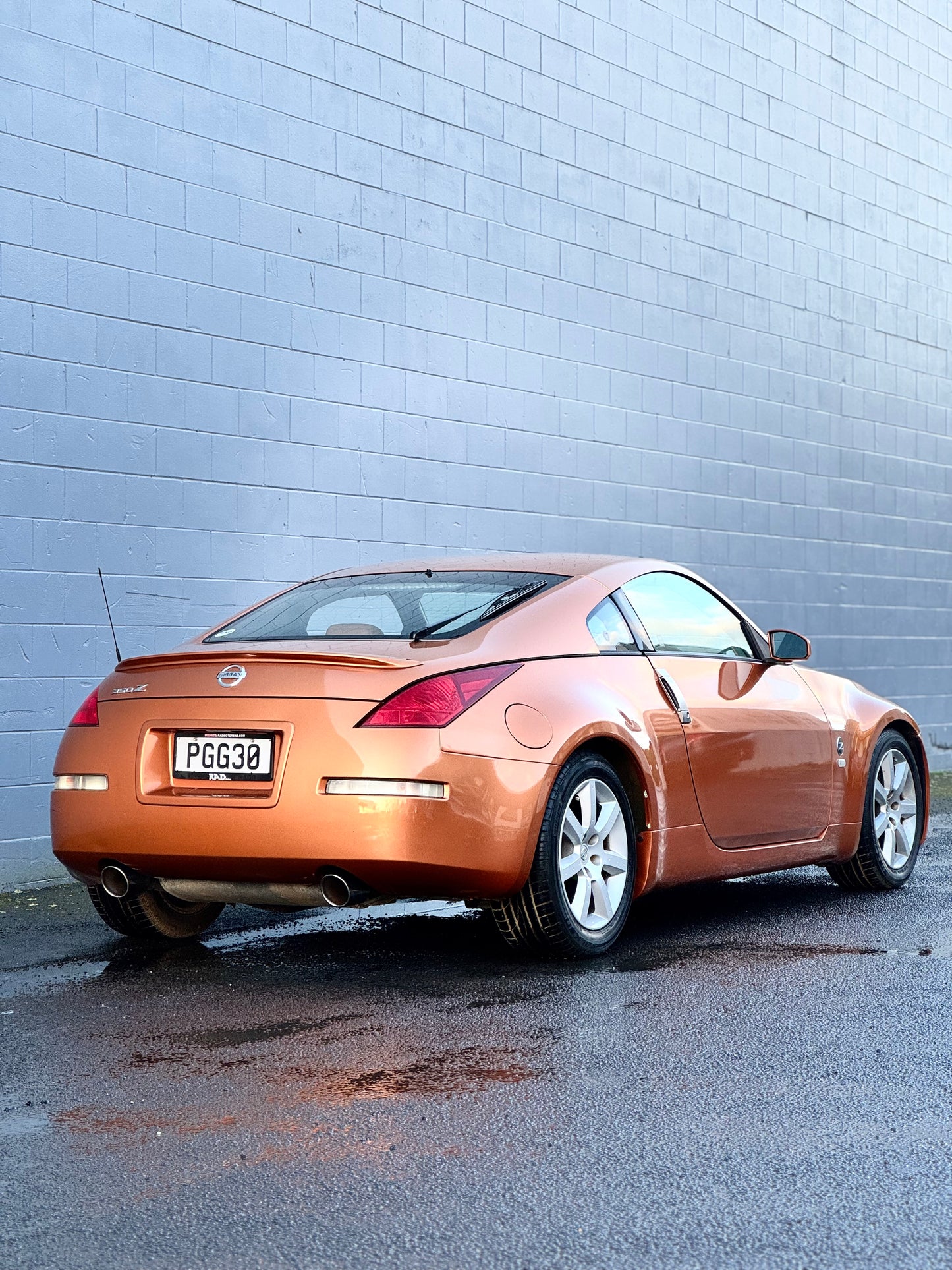 Nissan 350Z - Nz new!