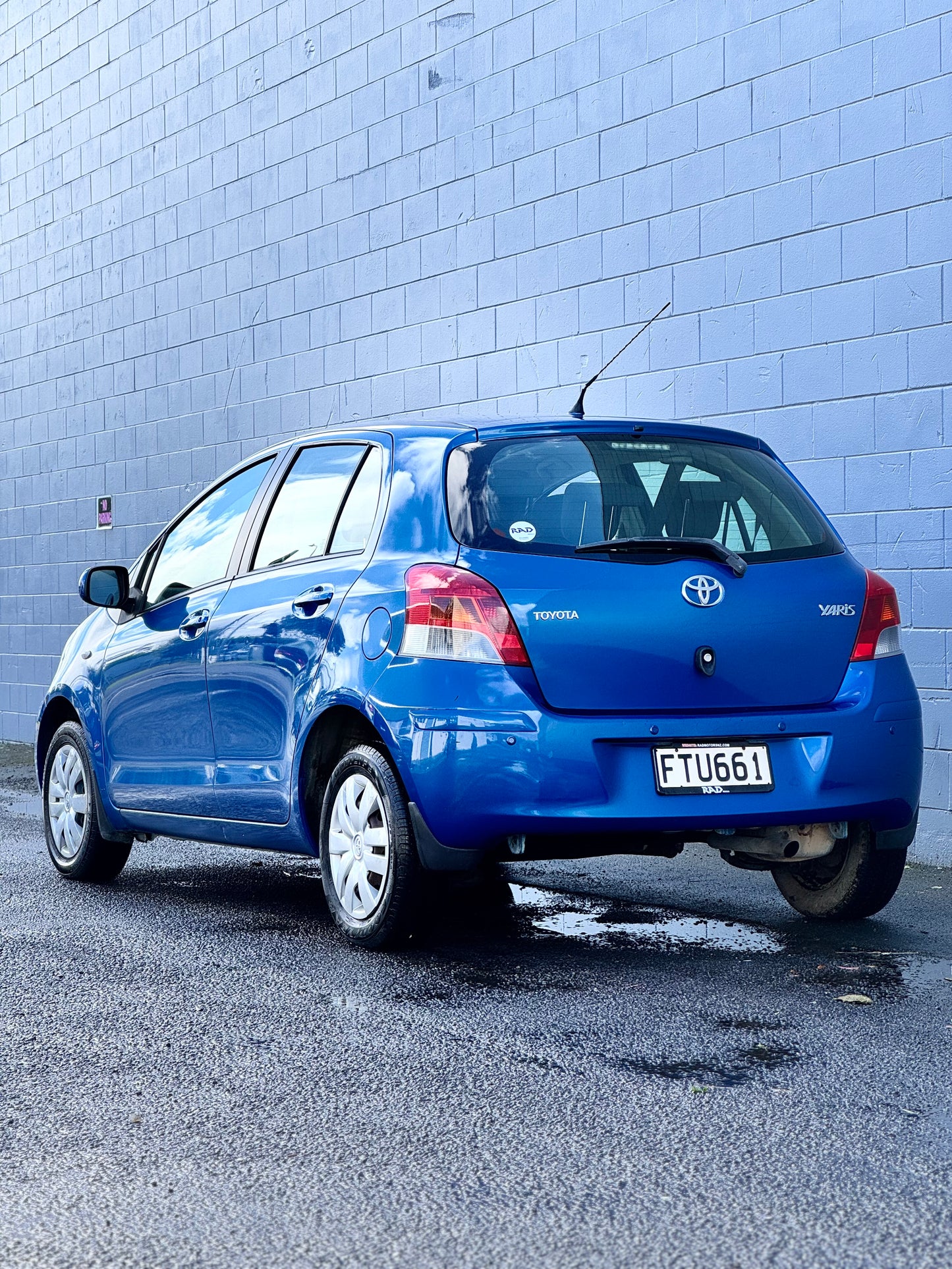 Toyota Yaris - Low kms & Manual
