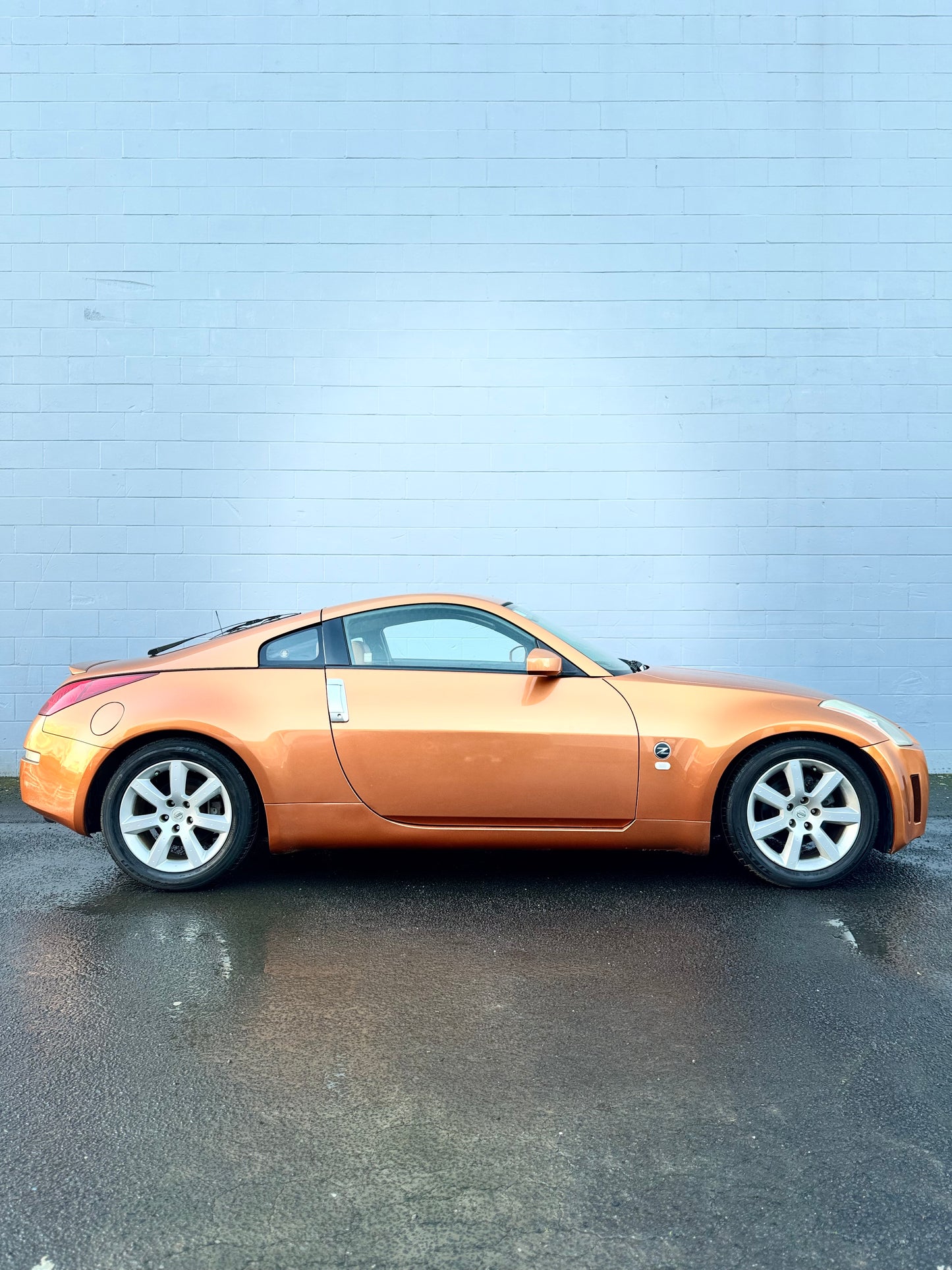 Nissan 350Z - Nz new!