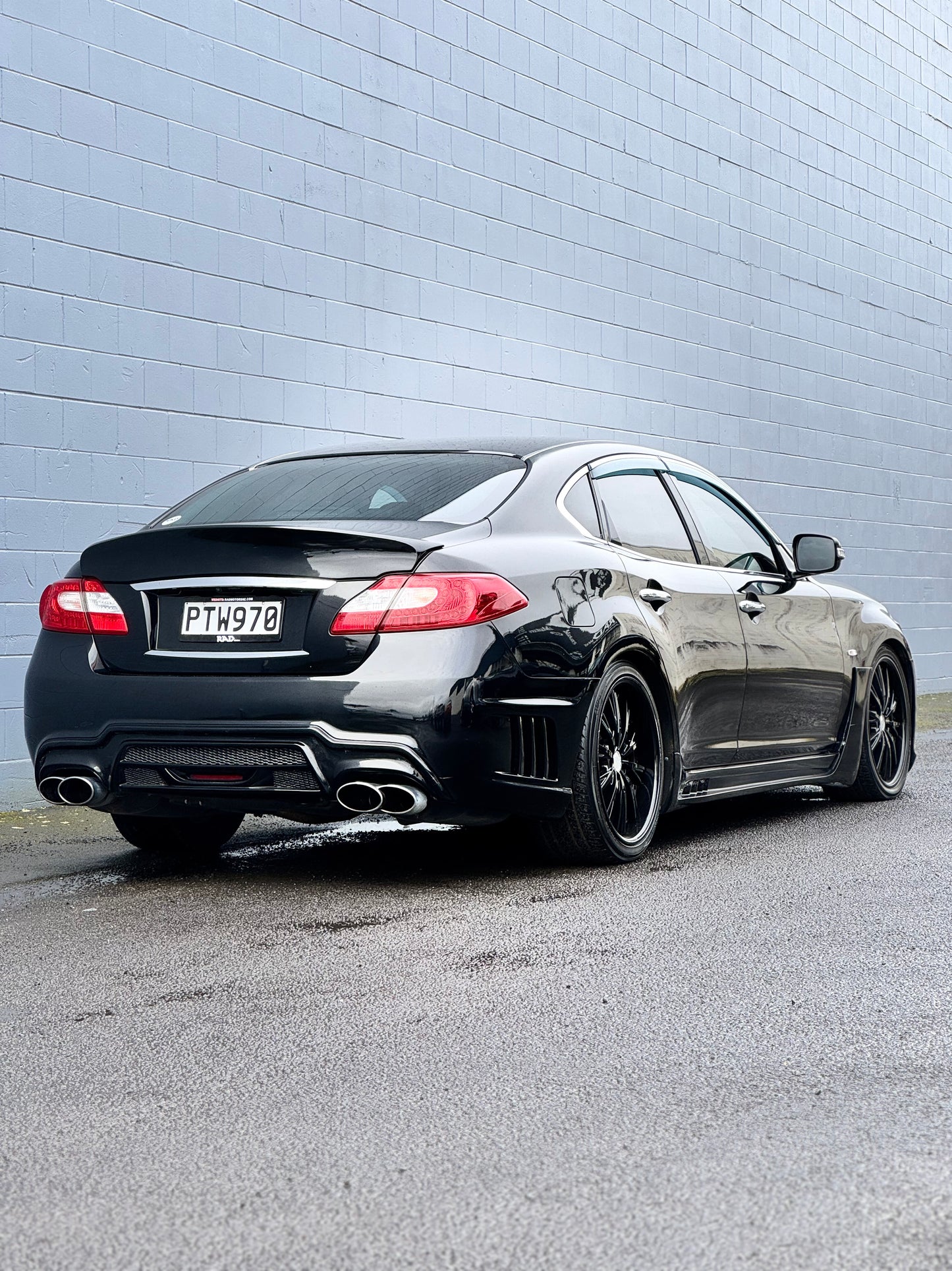 Nissan Fuga - Full Body Kit!