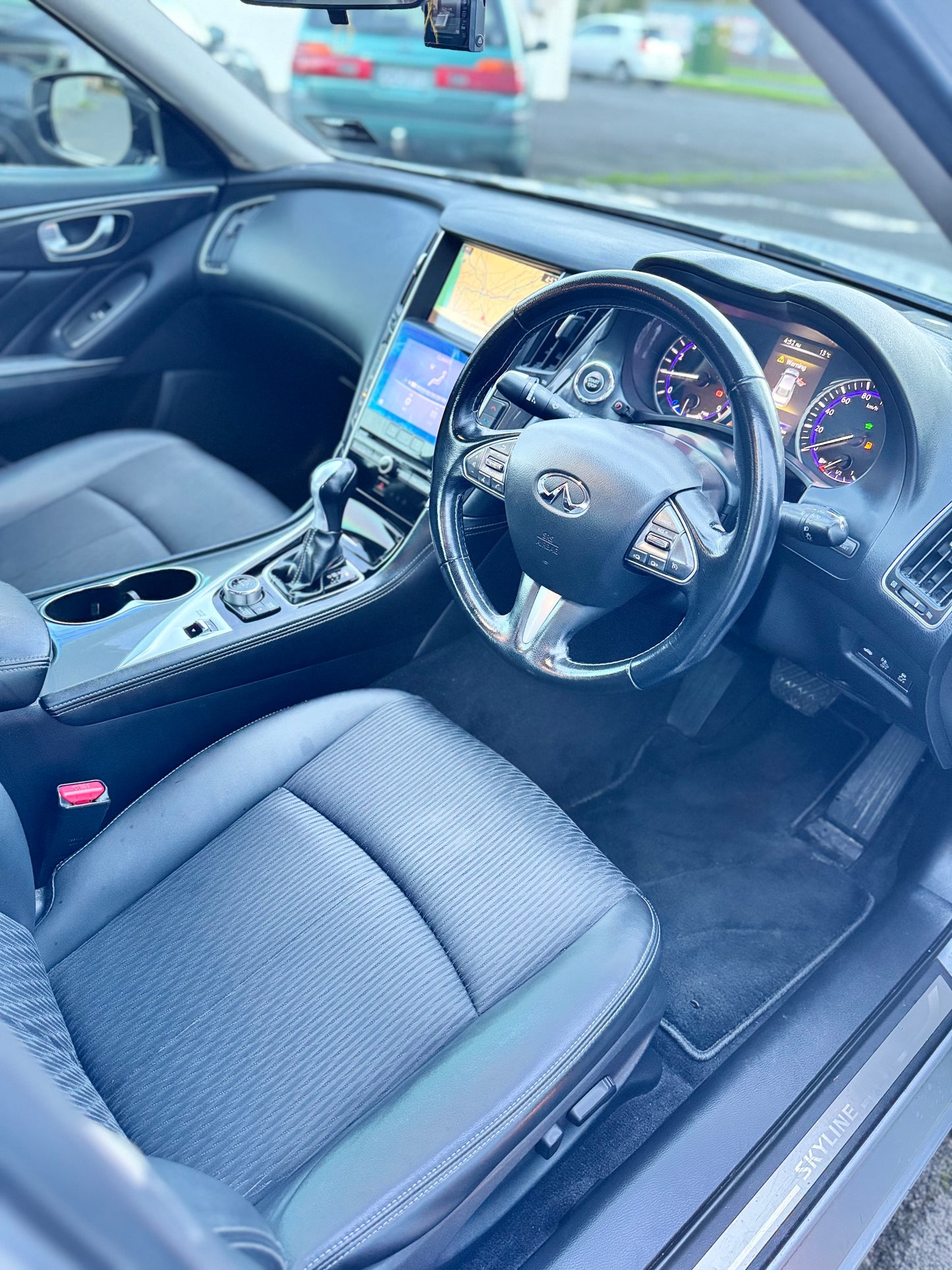 Nissan Skyline - Hybrid 350GT!