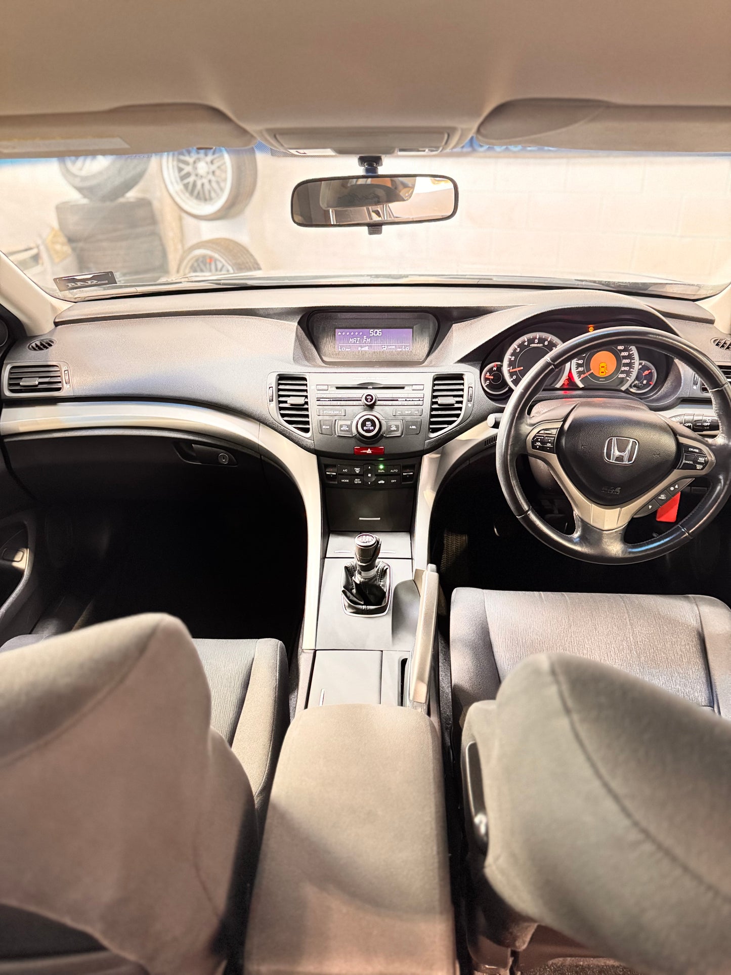 Honda Accord - 6 Speed Manual!