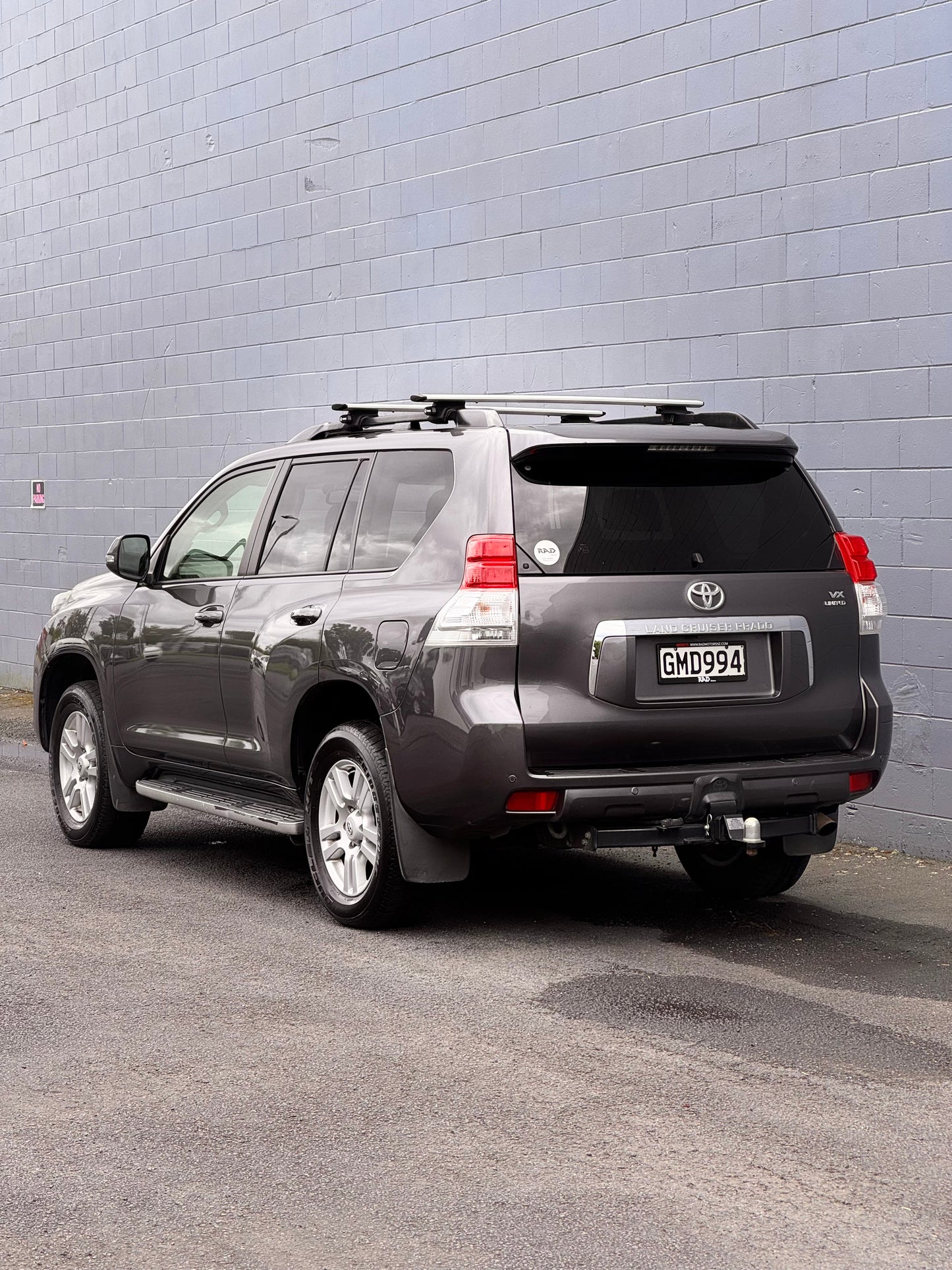 Toyota LandCruiser Prado - VX Limited!