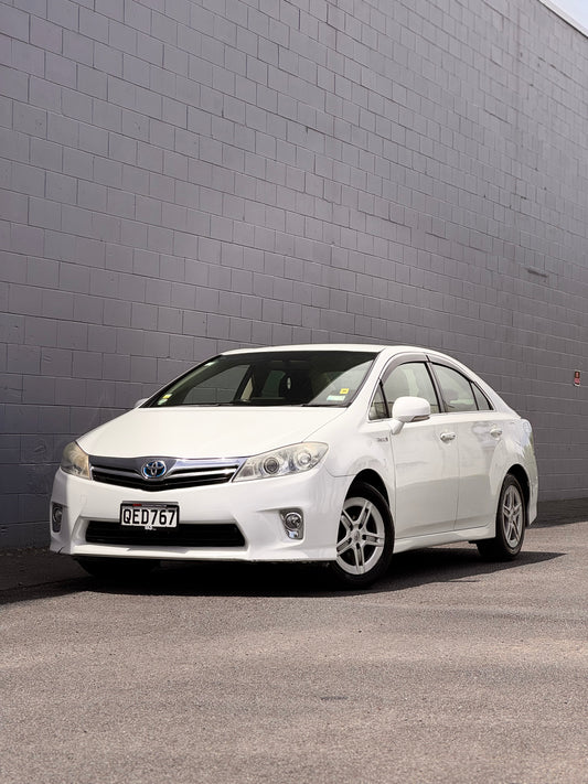 Toyota SAI - Hybrid!