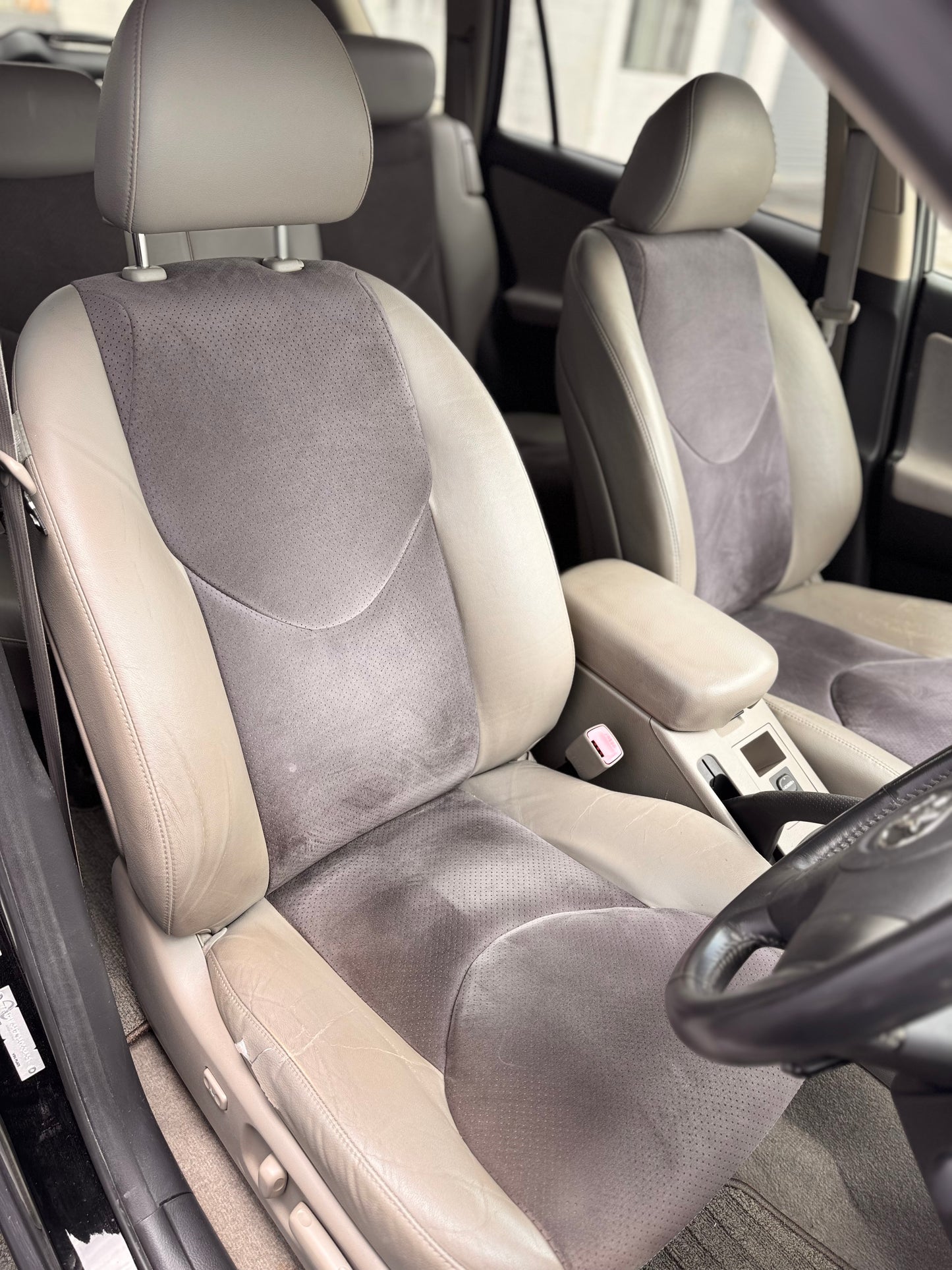 Toyota Vanguard - 350S 4WD!