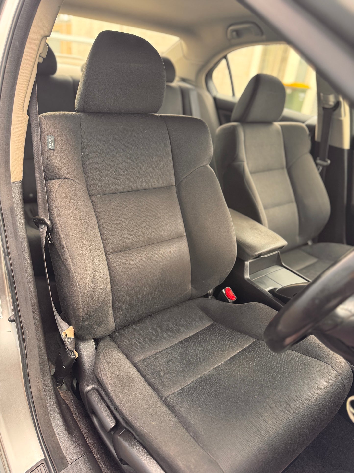 Honda Accord - 6 Speed Manual!