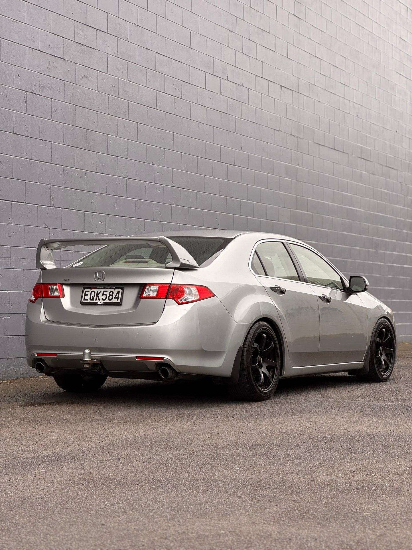 Honda Accord - 6 Speed Manual!