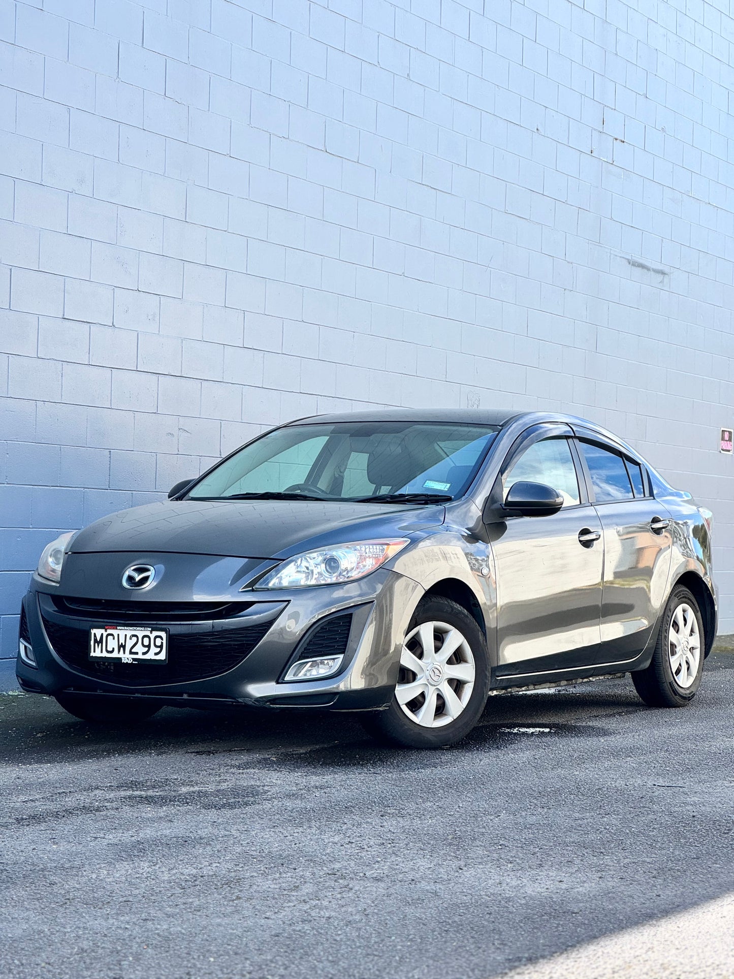 Mazda Axela - Low kms!