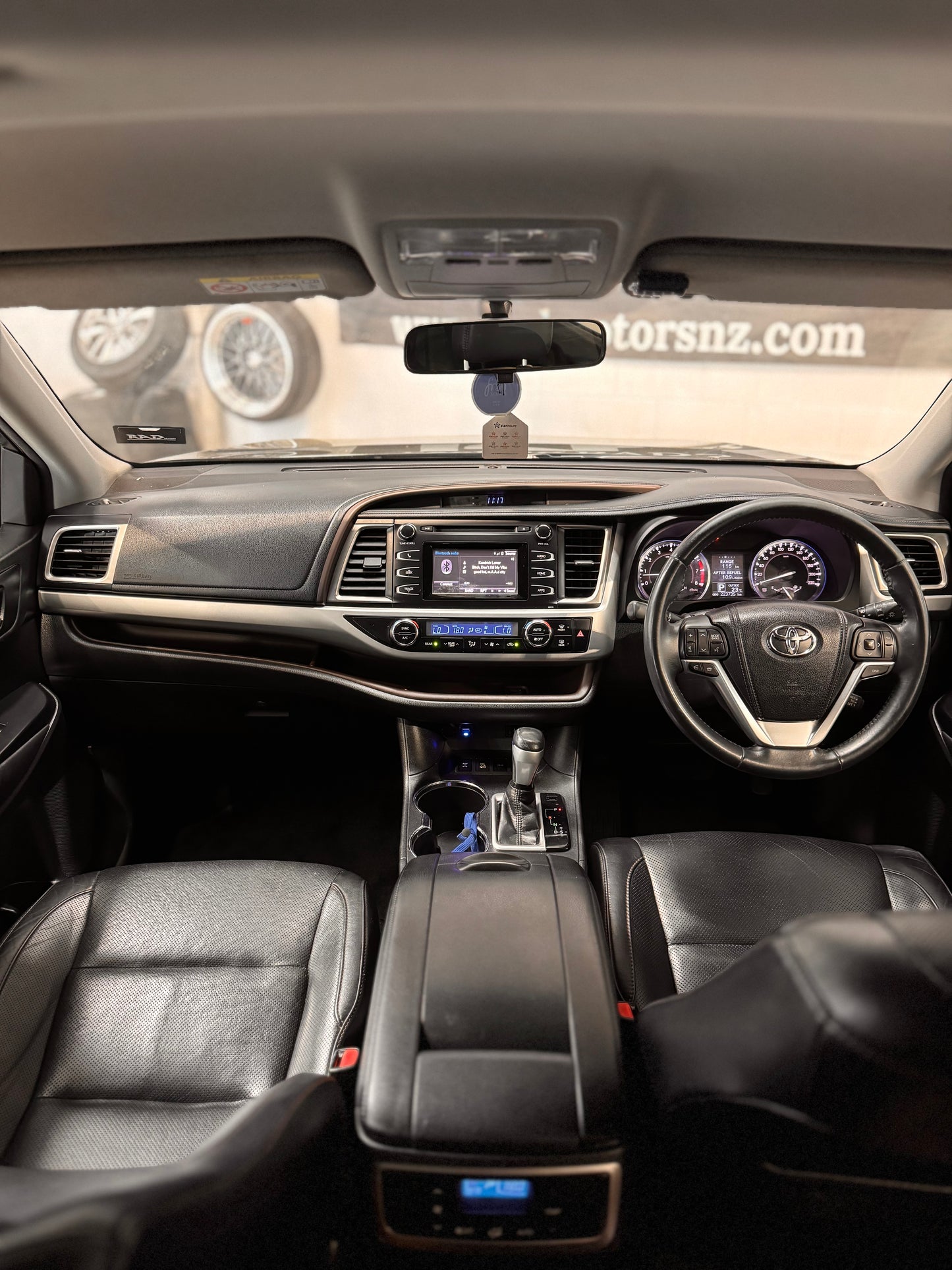 Toyota Highlander GXL - Nz New!