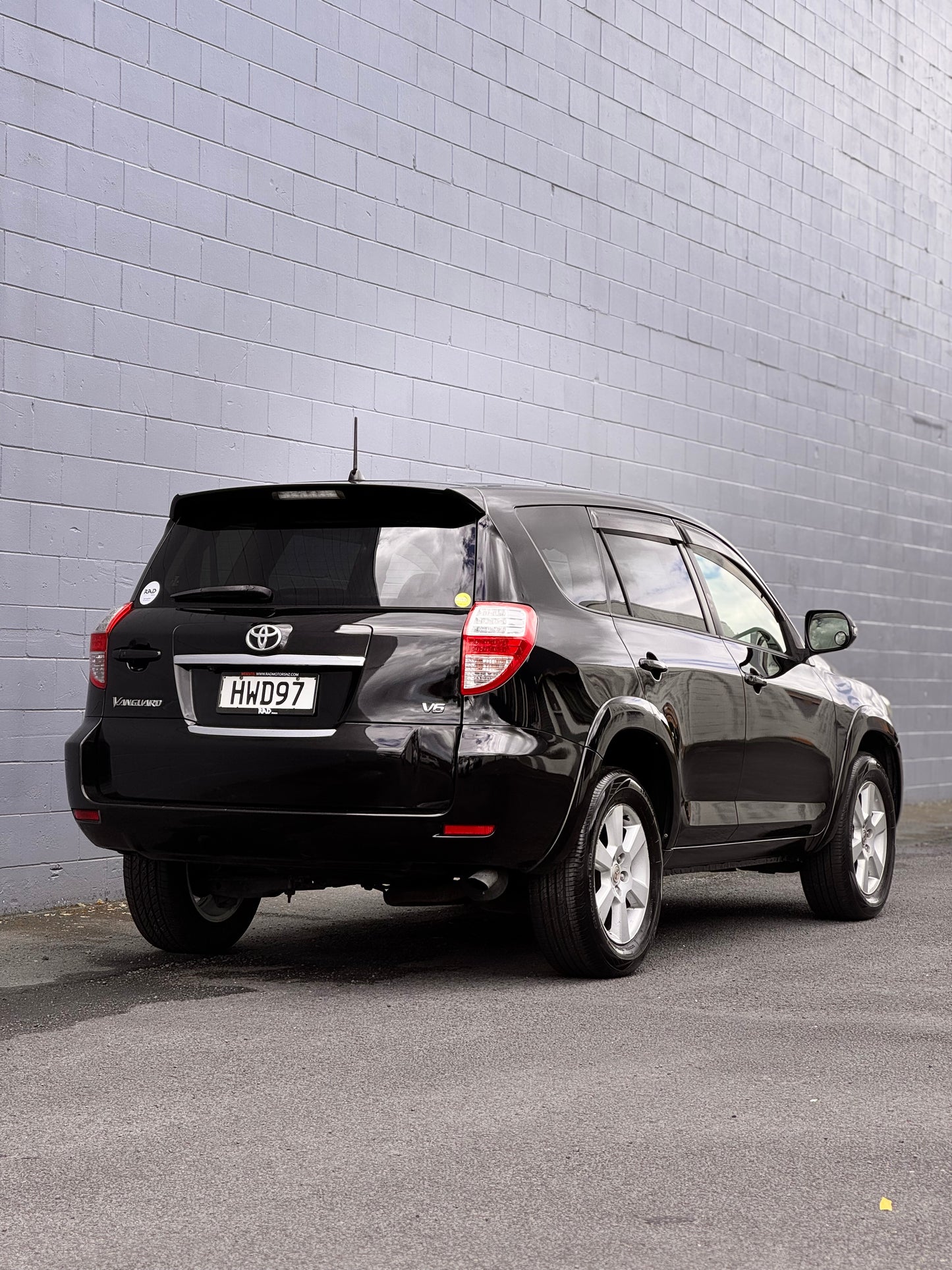 Toyota Vanguard - 350S 4WD!