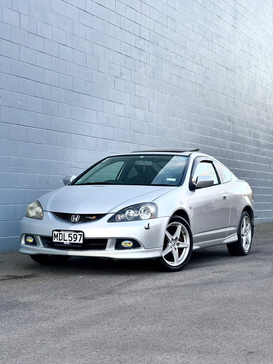 Honda Integra - Sunroof Type S!