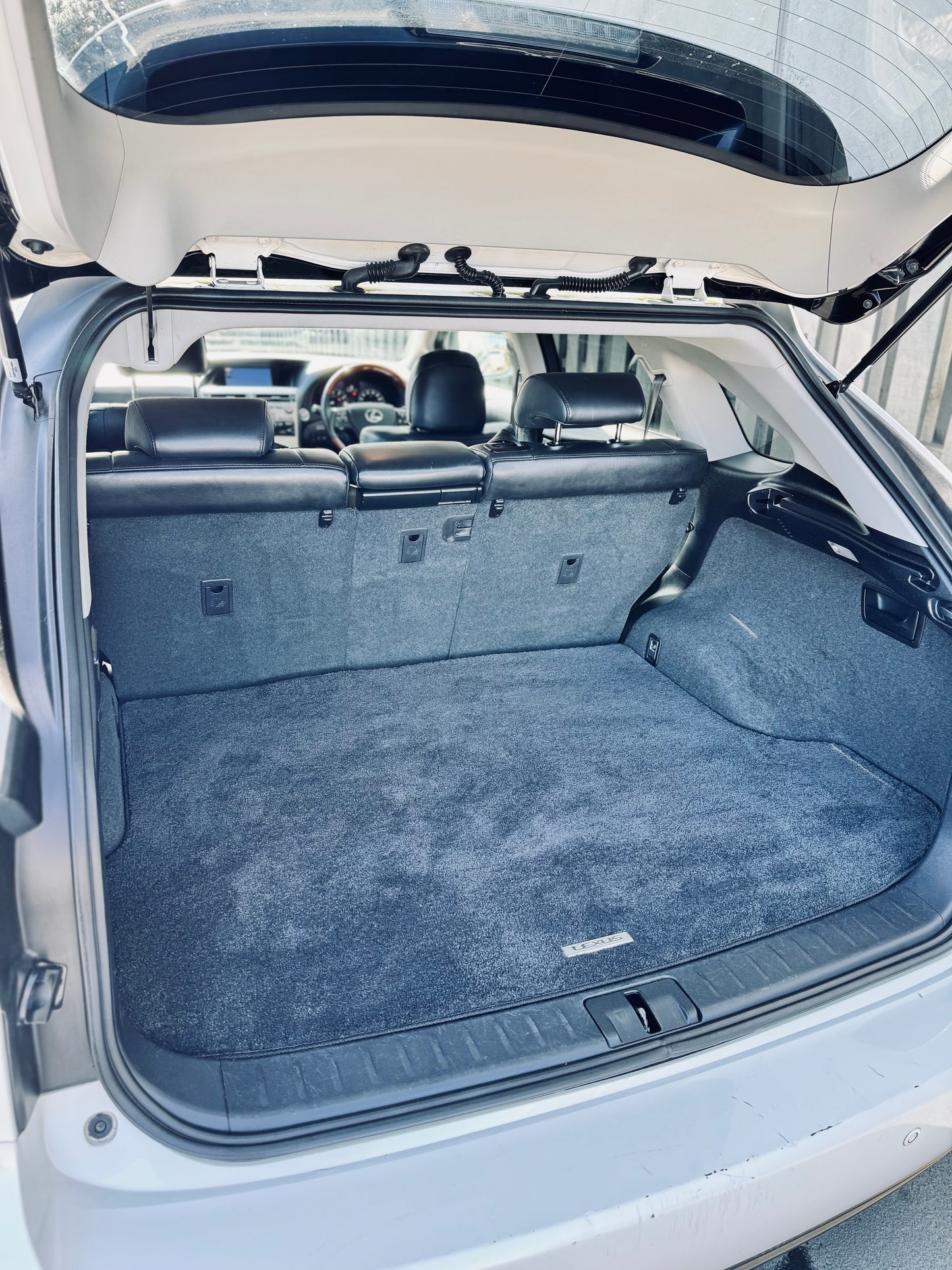 Lexus RX350 - Top Spec!