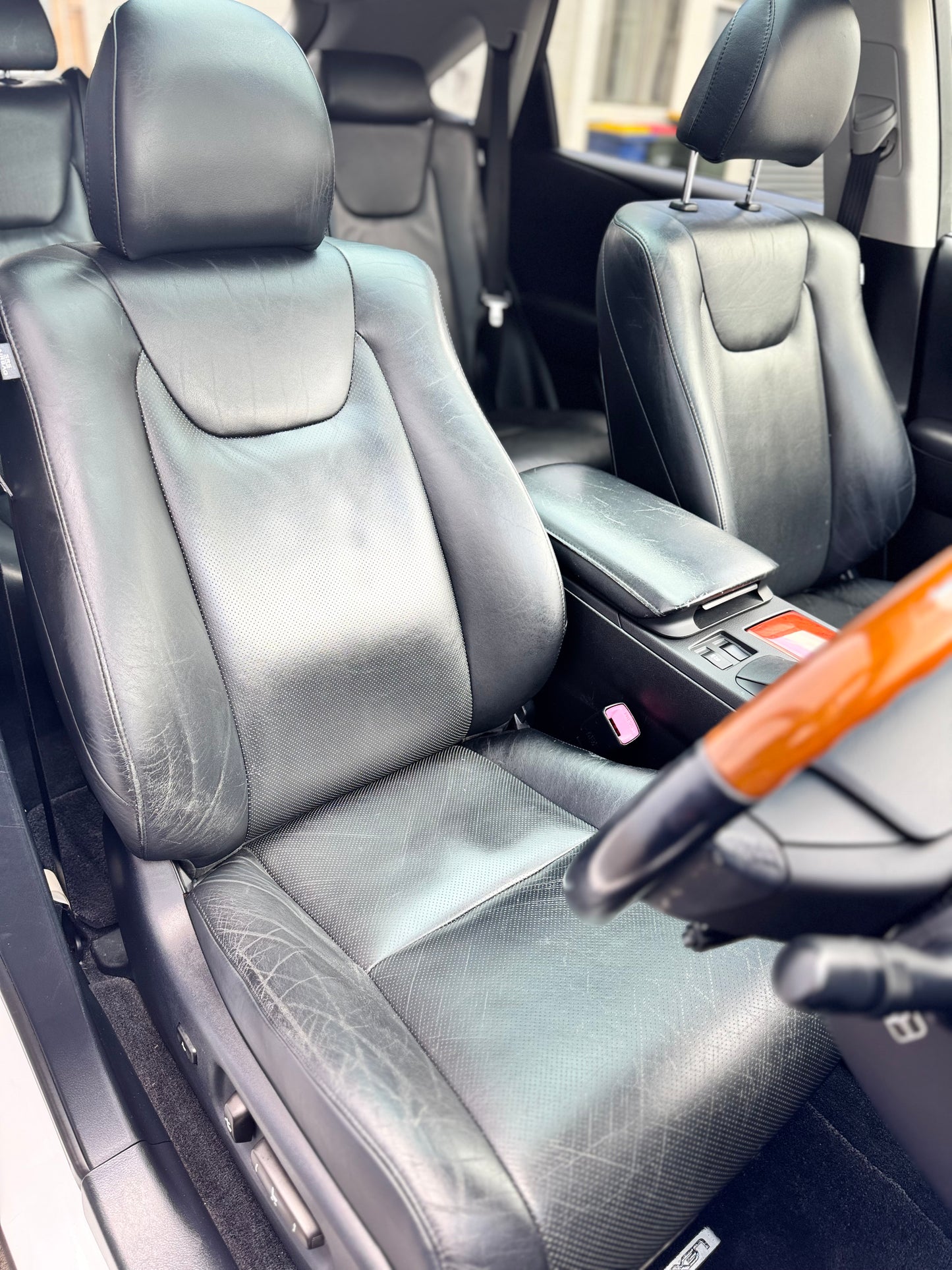 Lexus RX350 - Top Spec!