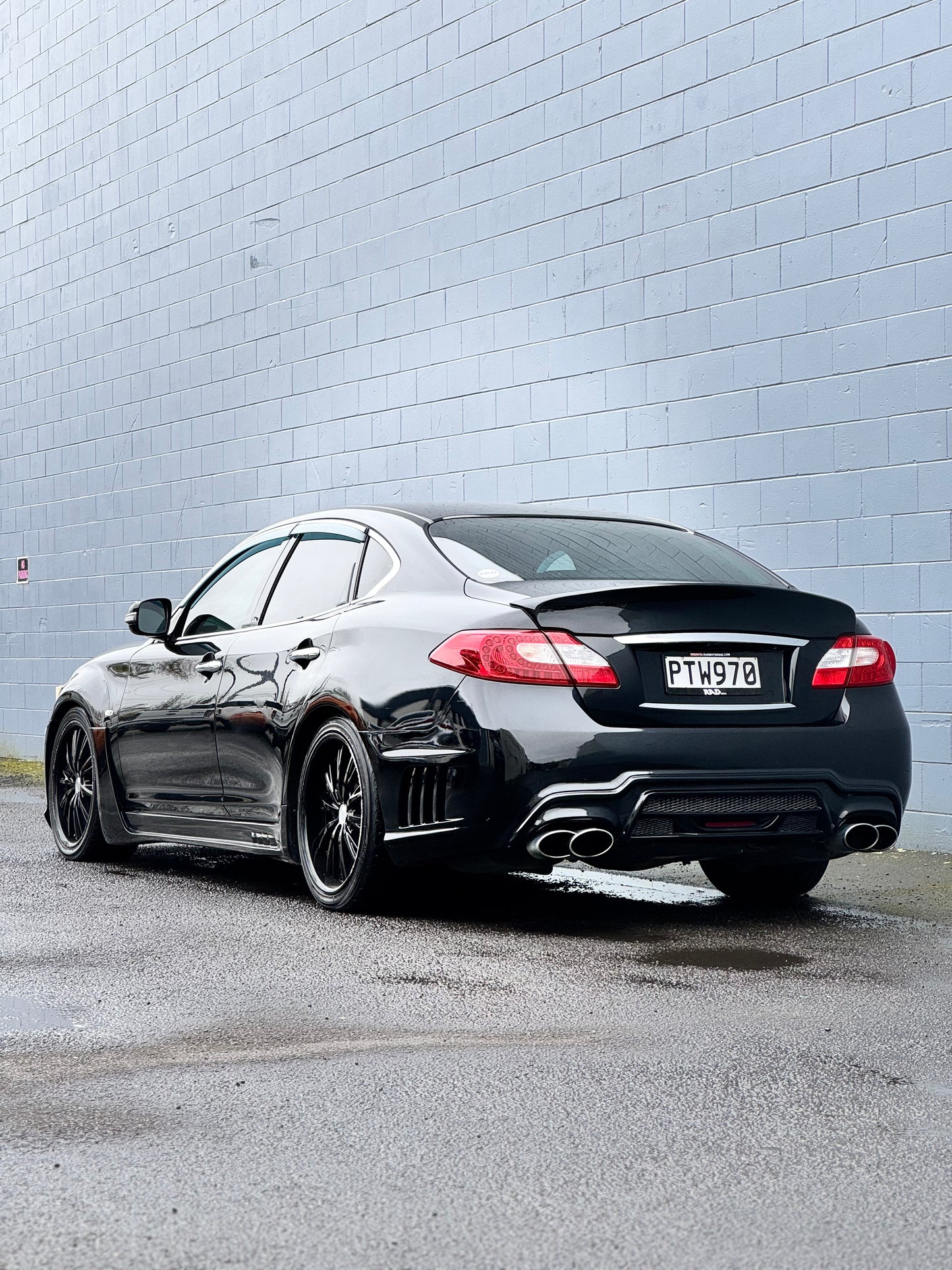 Nissan Fuga - Full Body Kit!