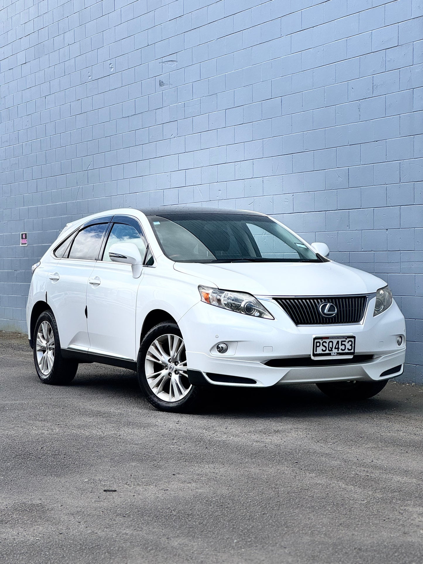 Lexus RX350 - Top Spec!