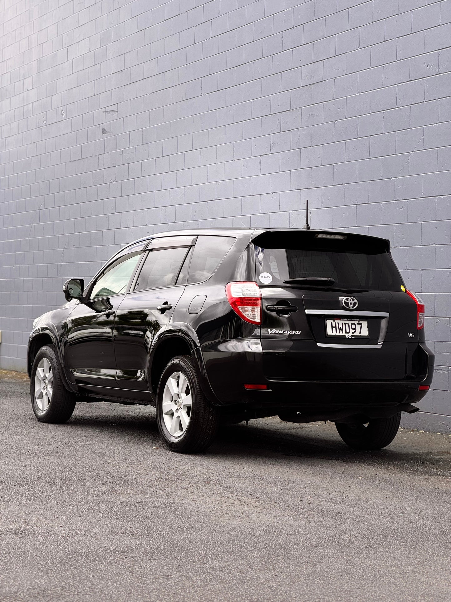 Toyota Vanguard - 350S 4WD!